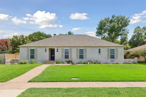 527 Twilight Trl, Richardson, TX 75080