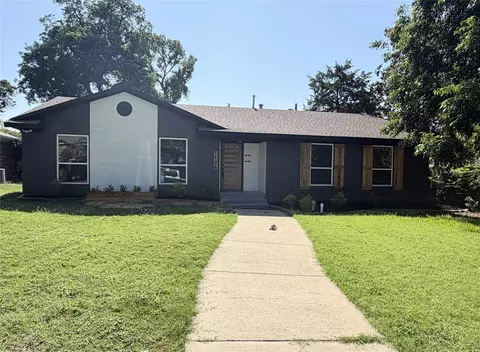 1104 Westwood Dr, Plano, TX 75075