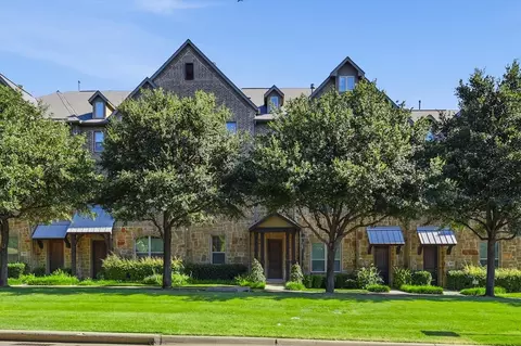 511 W Royal Ln, Irving, TX 75039