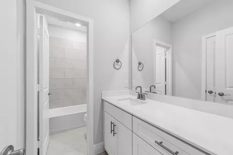 Bath - 3042 Corvara Dr, Prosper, TX 75078 photo 3 of 5