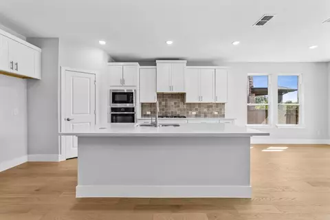Kitchen - 3042 Corvara Dr, Prosper, TX 75078 photo 2 of 5