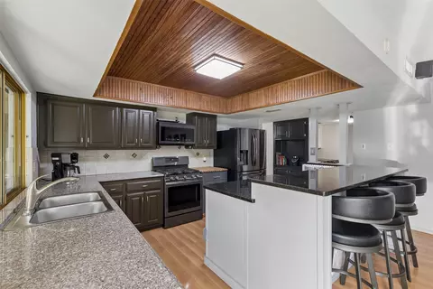 713 Kathryn Dr, Lewisville, TX 75067