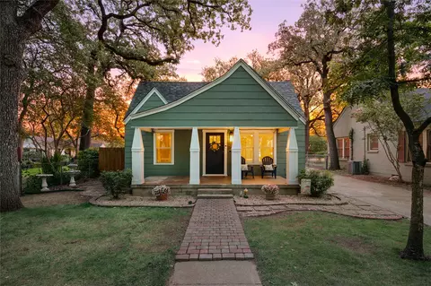 2334 Lotus Ave, Fort Worth, TX 76111