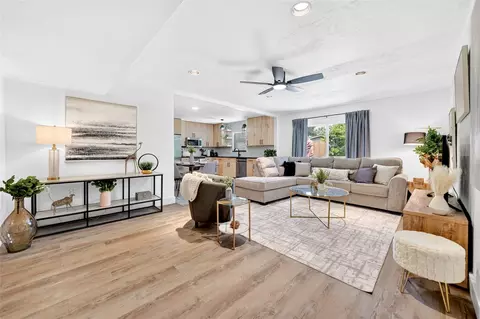 Living - 5917 Maple Ln, Rowlett, TX 75089 photo 5 of 6