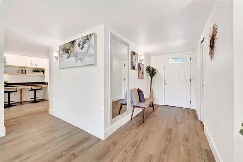 Entry Way - 5917 Maple Ln, Rowlett, TX 75089 photo 4 of 4