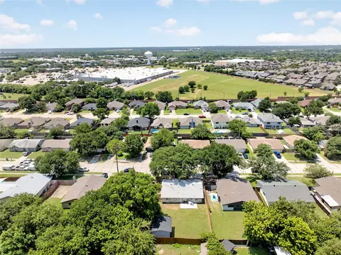 View/Area - 5917 Maple Ln, Rowlett, TX 75089 photo 1 of 2