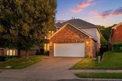 7304 Summit Parc Dr, Dallas, TX 75249