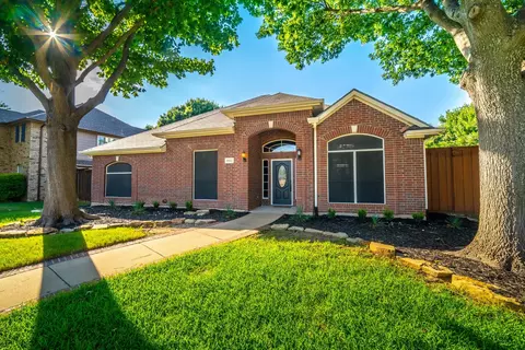 8412 Pioneer Dr, Frisco, TX 75033