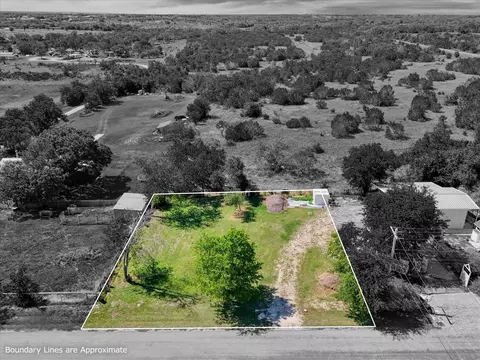 122 Heath St, Hico, TX 76457