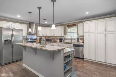 551 Horseshoe Loop, Doyline, LA 71023 photo 9