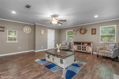 551 Horseshoe Loop, Doyline, LA 71023 photo 7