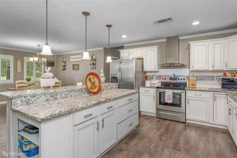 551 Horseshoe Loop, Doyline, LA 71023 photo 10