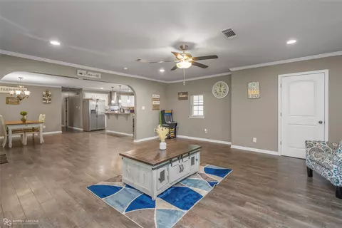 551 Horseshoe Loop, Doyline, LA 71023 photo 6
