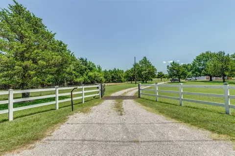 76 Spout Springs Rd, Pottsboro, TX 75076