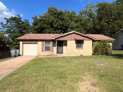 6808 Sweet Sue Ln, Dallas, TX 75241