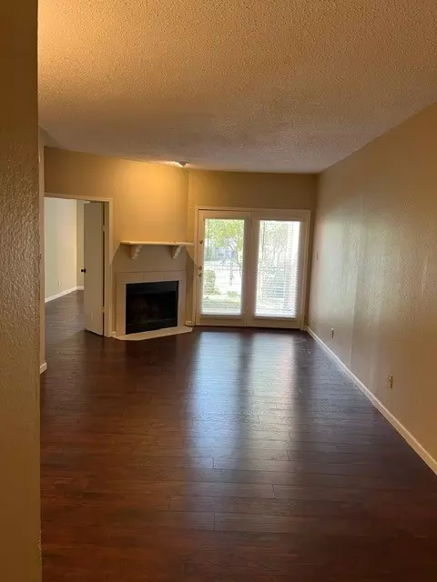 5550 Spring Valley Rd #F15, Dallas, TX 75254