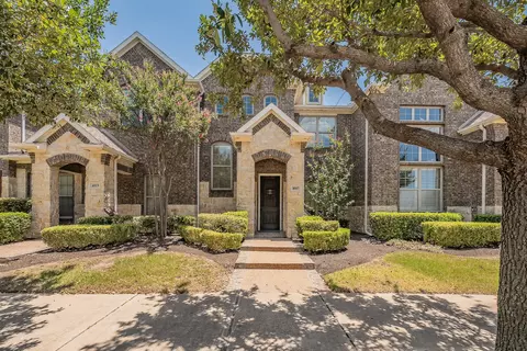 4017 Cascade Sky Dr, Arlington, TX 76005
