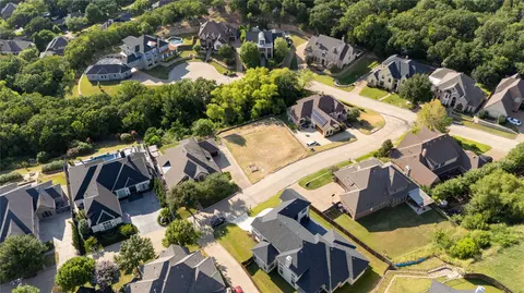 612 Rainbow Creek Ct, Arlington, TX 76012