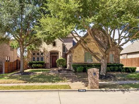 7913 Forest View Ct, North Richland Hills, TX 76182