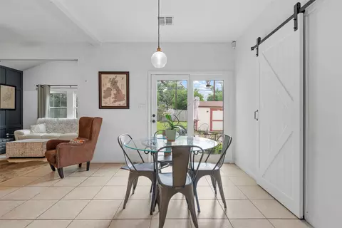 Dining - 2923 Live Oak Ave, Waco, TX 76708 photo 3 of 4