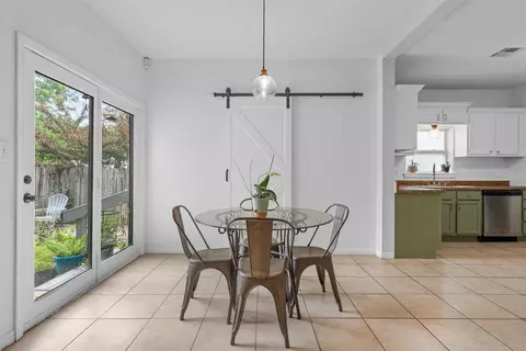 Dining - 2923 Live Oak Ave, Waco, TX 76708 photo 4 of 4