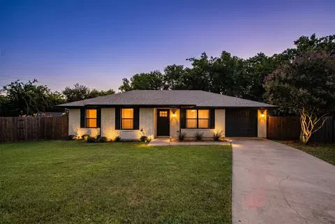 815 Steve Ct, Sanger, TX 76266