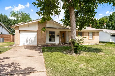 1404 Timberlake Cir, Richardson, TX 75080