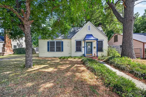 2822 Marigold Ave, Fort Worth, TX 76111