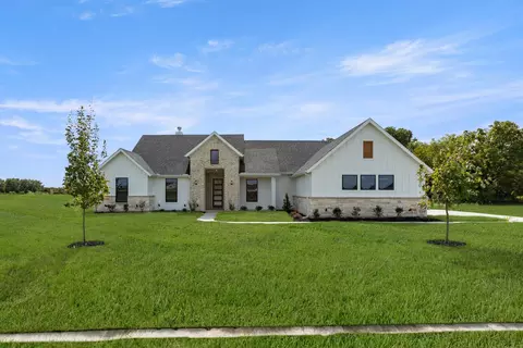 2330 Oak Knoll Dr, Palmer, TX 75152
