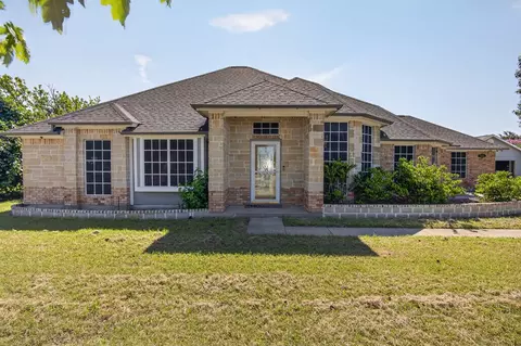 7851 Mavis Ave, Waxahachie, TX 75167