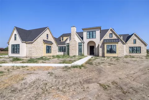 900 Healey Dr, Fairview, TX 75069
