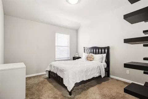 Bedroom - 6717 Aster Dr, Venus, TX 76084 photo 3 of 6
