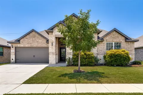 1404 Lakeview Dr, Pelican Bay, TX 76020