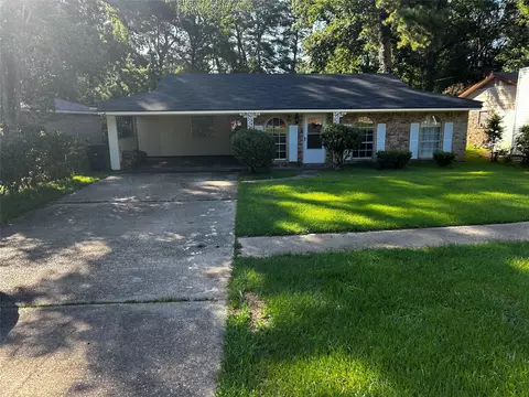 9435 Baird Rd, Shreveport, LA 71118