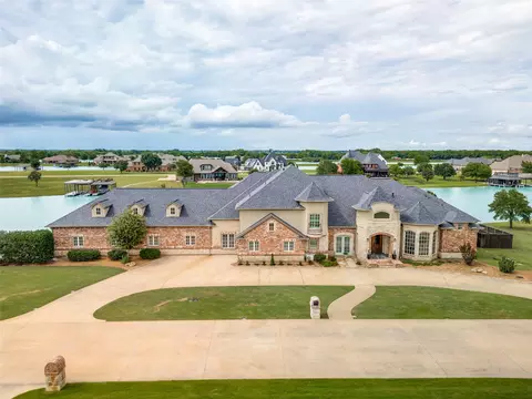 632 Calm Water Cv, Princeton, TX 75407