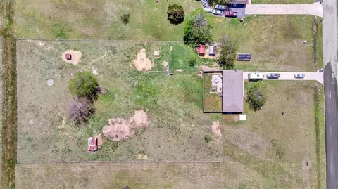 3671 Sundown Rd, Greenville, TX 75402