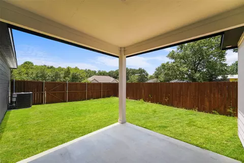 609 Luzon St, Tool, TX 75143 photo 32