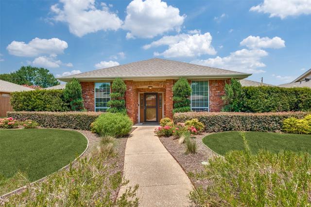 1005 De Pauw Dr, Arlington, TX 76012