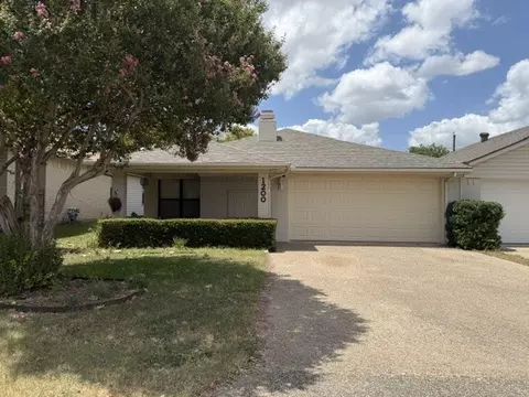 1200 Chapel View Dr, Waco, TX 76712