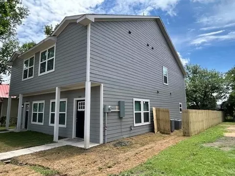 406 E Bonham St, Tom Bean, TX 75491 photo 30