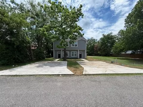 406 E Bonham St, Tom Bean, TX 75491 photo 31