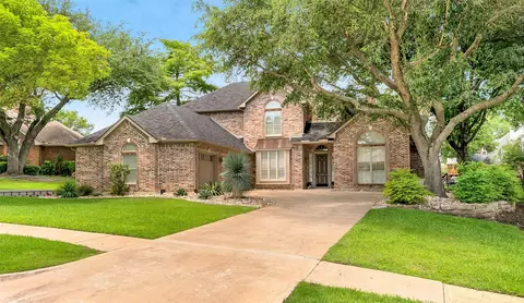 2304 Fairway Cir, Heath, TX 75032