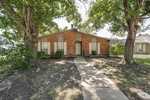 3401 Pinion Dr, Plano, TX 75023