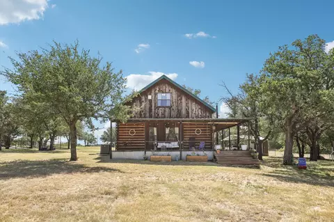 194 County Road 3825, Bridgeport, TX 76426