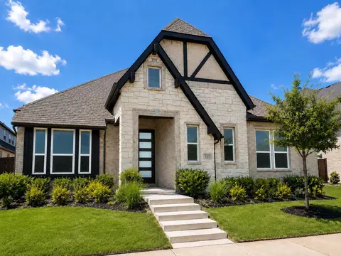 1811 Lande St, Farmers Branch, TX 75234