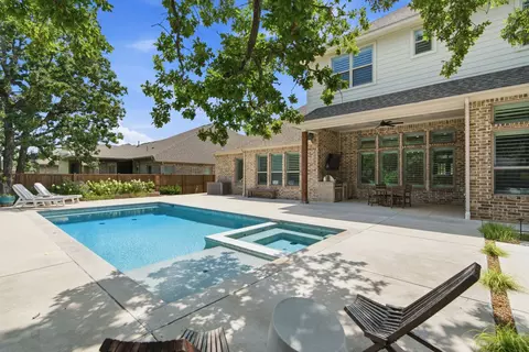 Exterior - 524 Ellison Trce, Argyle, TX 76226 photo 6 of 8