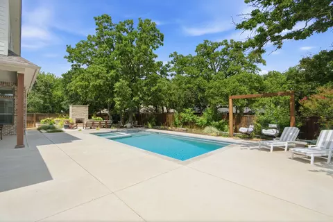 Exterior - 524 Ellison Trce, Argyle, TX 76226 photo 5 of 8