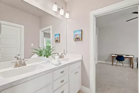 Bath - 524 Ellison Trce, Argyle, TX 76226 photo 5 of 5