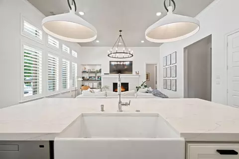 Kitchen - 524 Ellison Trce, Argyle, TX 76226 photo 4 of 5