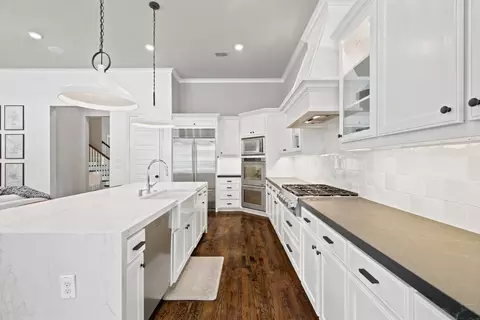 Kitchen - 524 Ellison Trce, Argyle, TX 76226 photo 3 of 5